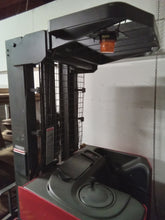 Load image into Gallery viewer, USED RAYMOND - Reach Truck - 2003 - EASi-R45TT 95-211 4.5K - EZ-A-03-26356