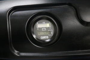 Hour meter and battery state of charge display on an EOSlift electric stacker