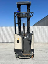 Load image into Gallery viewer, CROWN Reach Truck RD5725-32 - 1A432673 - USED