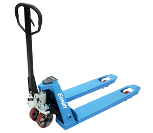 Hand pallet truck with a scale to measure the weight of pallets in a warehouse