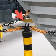 Flexible Delineator Post with Optional Chain Accessories